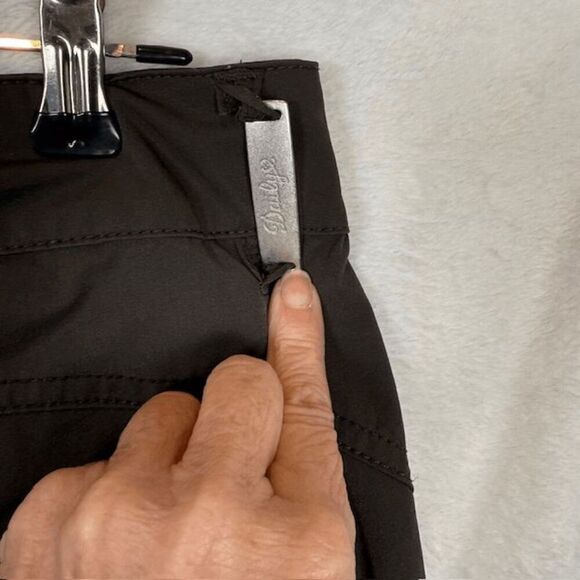 Daily Sports Women's Brown Golf Pants Straight Leg Silver Hardware Size 8 - Picture 8 of 14